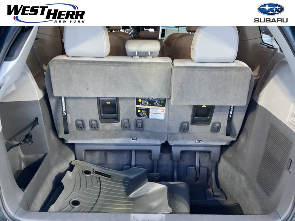 2019 Toyota Sienna L 7 Passenger