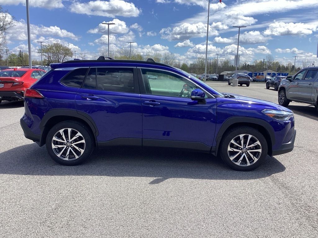 2023 Toyota Corolla Cross XLE