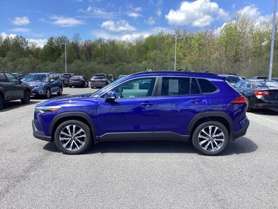 2023 Toyota Corolla Cross XLE