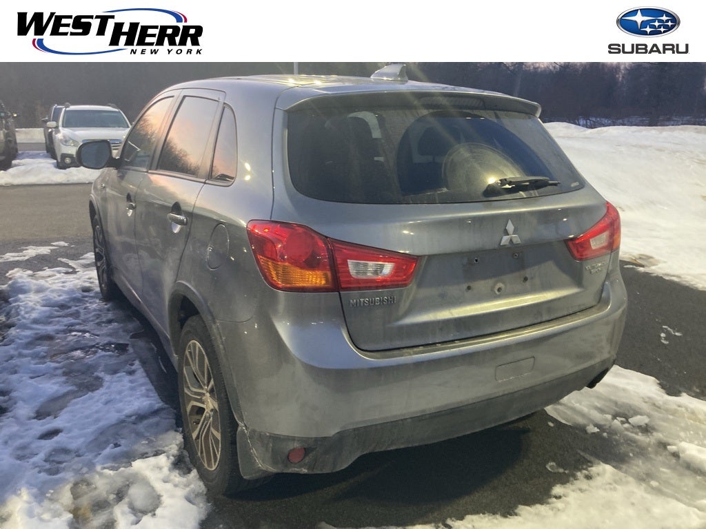2017 Mitsubishi Outlander Sport Base