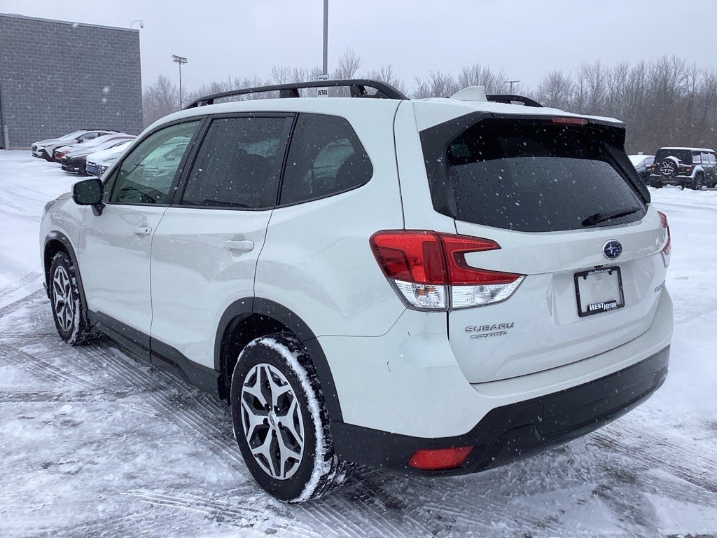 2022 Subaru Forester Premium