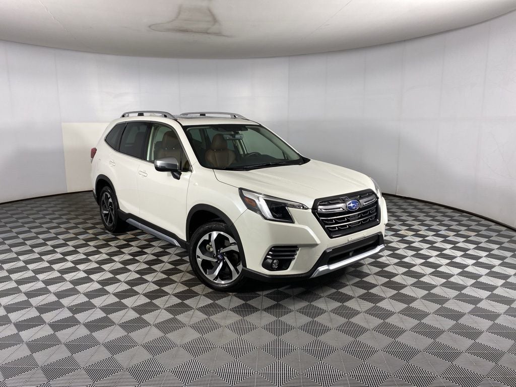 2023 Subaru Forester Touring