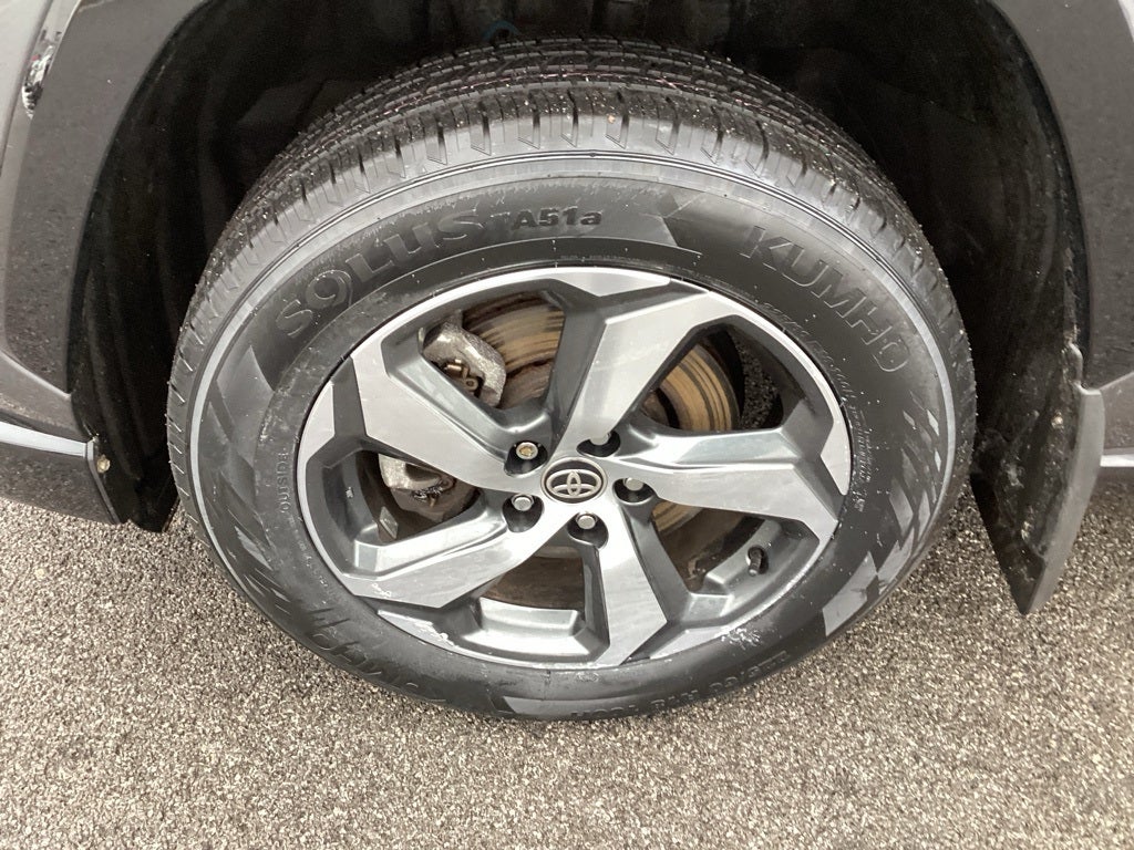 2024 Toyota RAV4 Prime SE