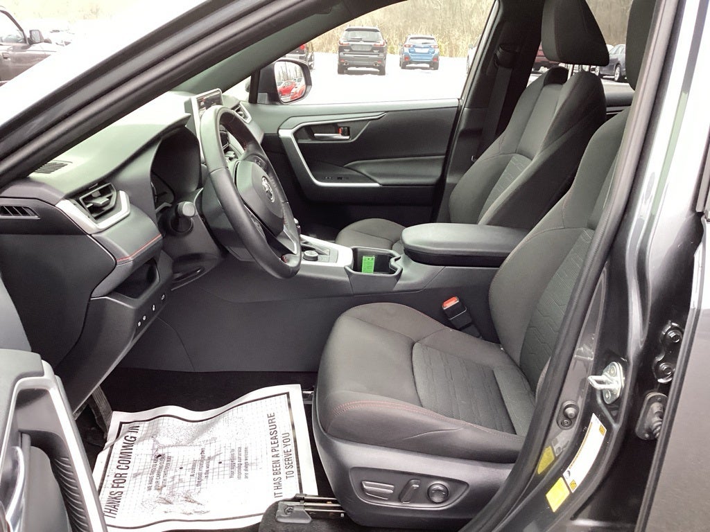 2024 Toyota RAV4 Prime SE