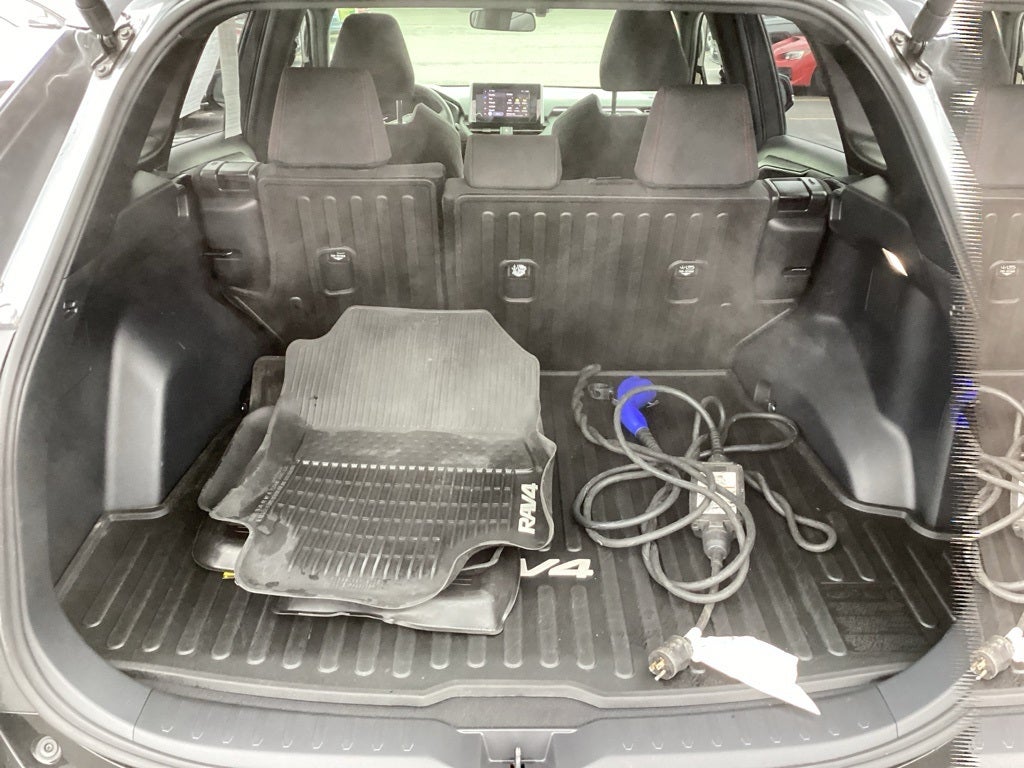 2024 Toyota RAV4 Prime SE