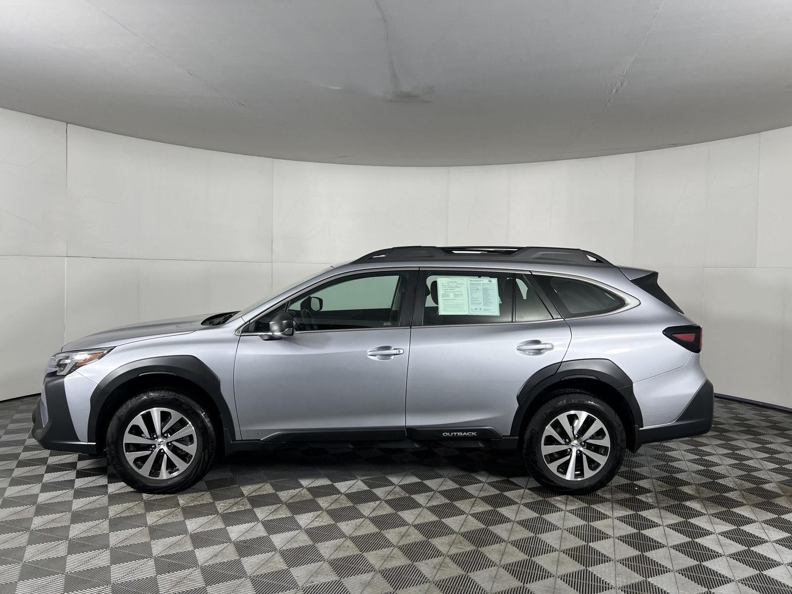 2025 Subaru Outback Base