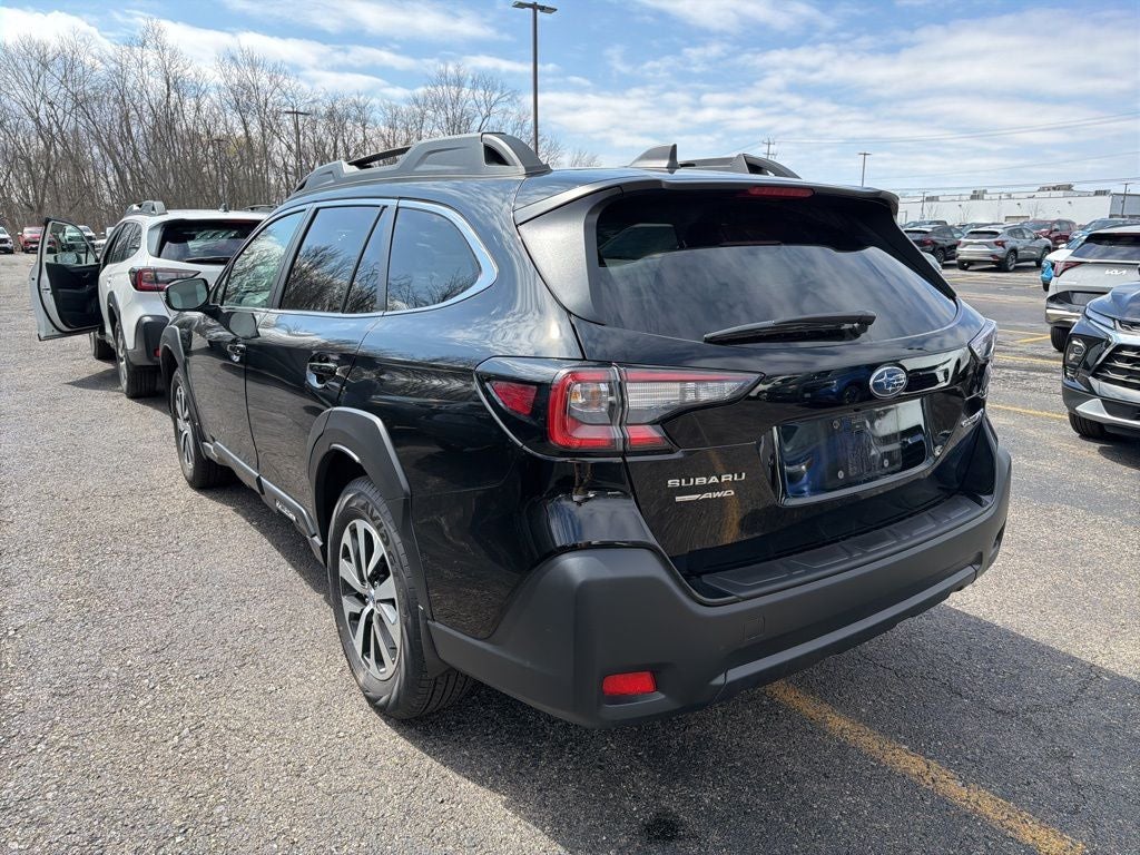 2025 Subaru Outback Premium