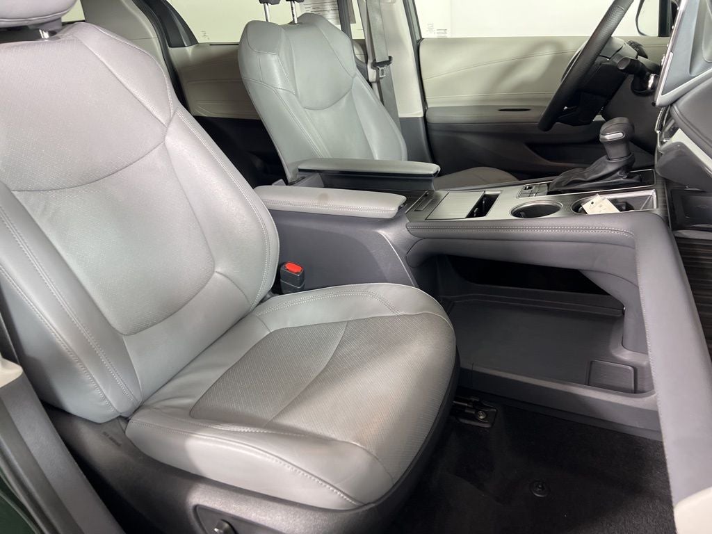 2024 Toyota Sienna Limited 7 Passenger