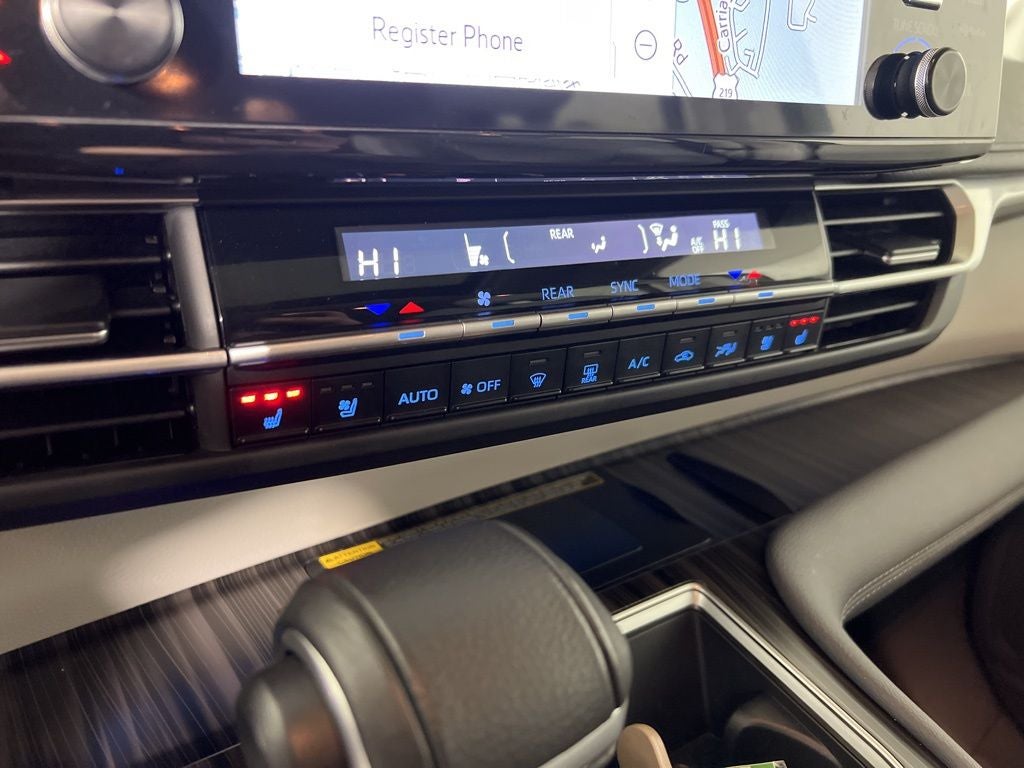 2024 Toyota Sienna Limited 7 Passenger