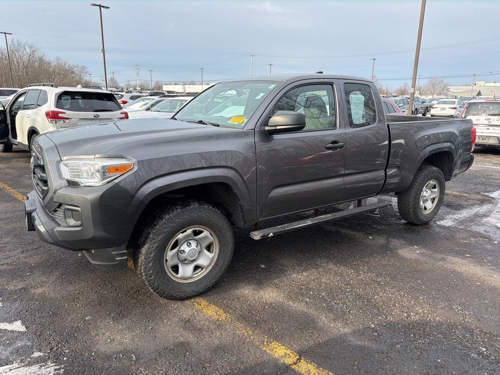 2017 Toyota Tacoma SR