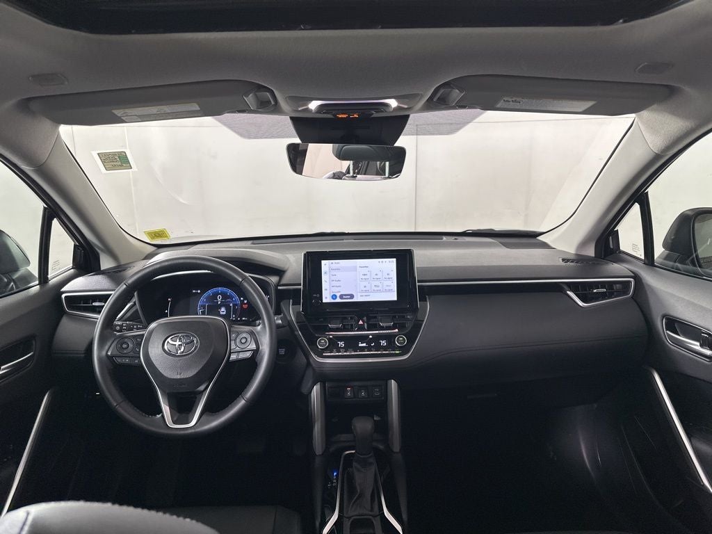 2024 Toyota Corolla Cross XLE