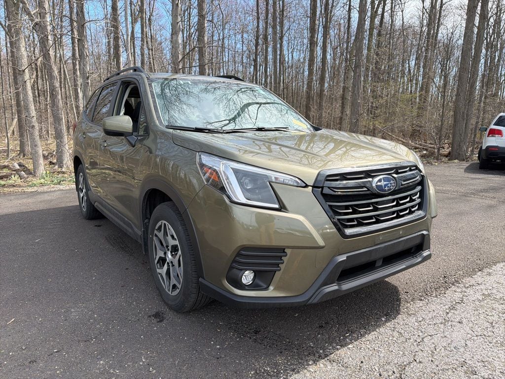 2024 Subaru Forester Premium