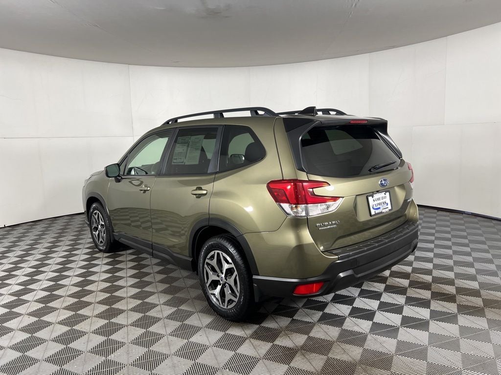 2024 Subaru Forester Premium