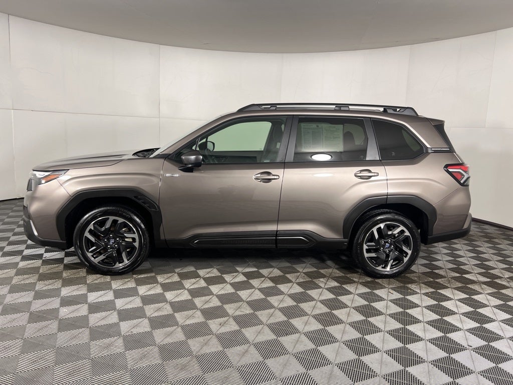 2025 Subaru Forester Hybrid Premium