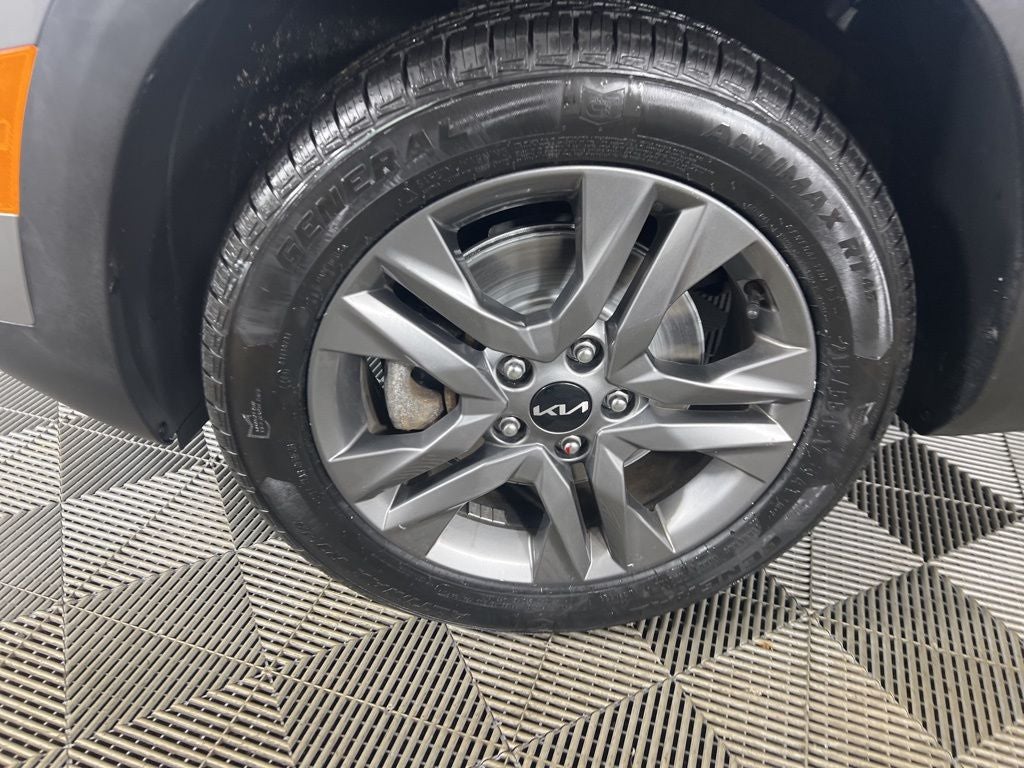 2023 Kia Seltos LX