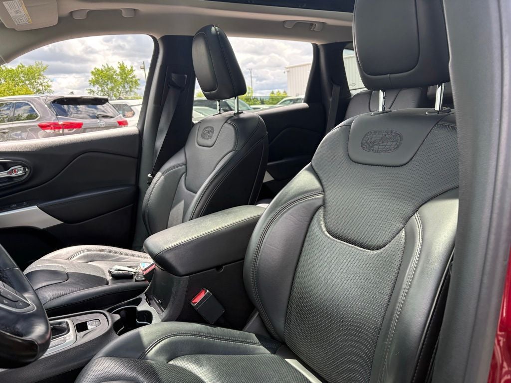 2017 Jeep Cherokee Overland