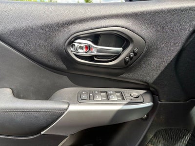 2017 Jeep Cherokee Overland