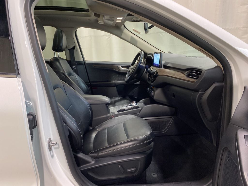 2020 Ford Escape Hybrid Titanium Hybrid