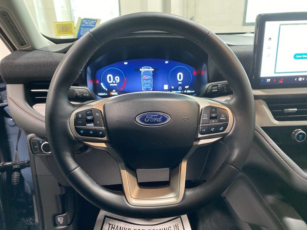 2025 Ford Explorer Active