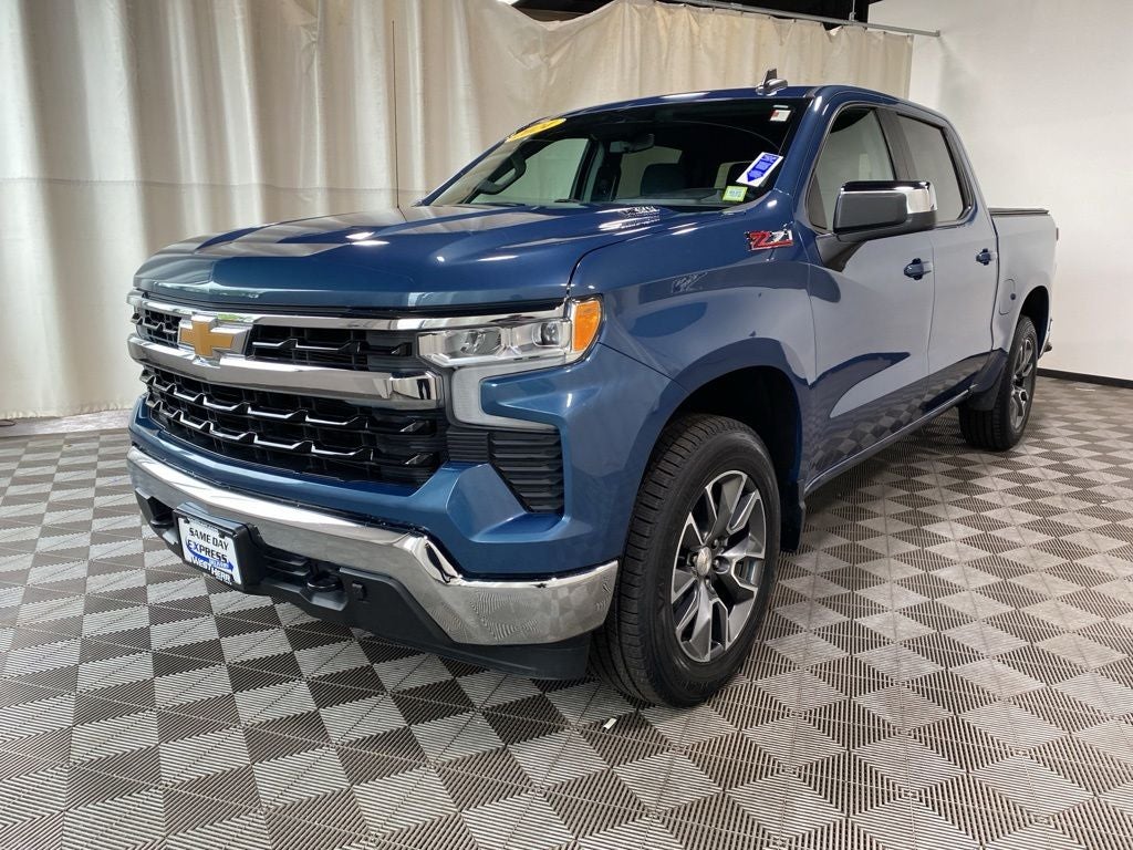 2024 Chevrolet Silverado 1500 LT LT1