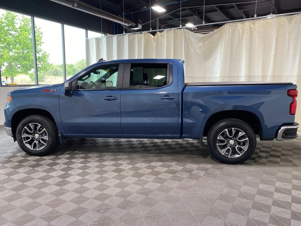 2024 Chevrolet Silverado 1500 LT LT1