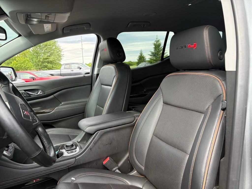2023 GMC Acadia AT4