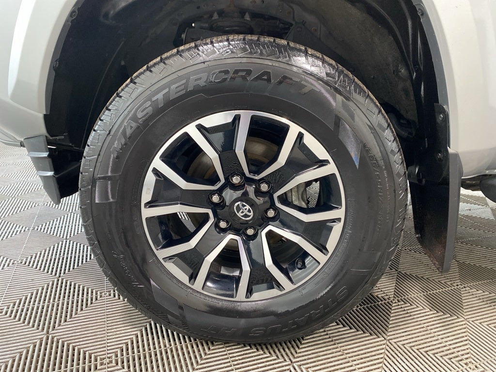 2023 Toyota Tacoma TRD Sport V6