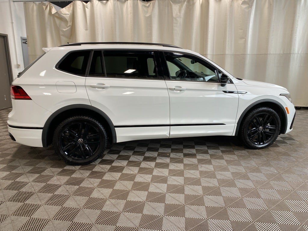 2022 Volkswagen Tiguan 2.0T SE R-Line Black