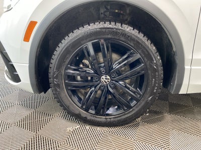 2022 Volkswagen Tiguan 2.0T SE R-Line Black