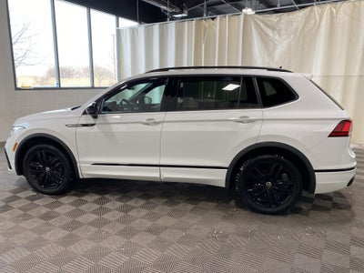 2022 Volkswagen Tiguan 2.0T SE R-Line Black