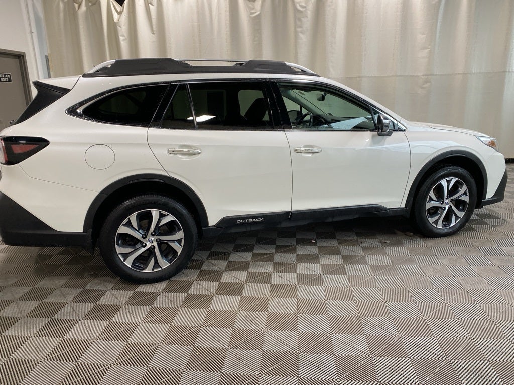 2022 Subaru Outback Touring XT