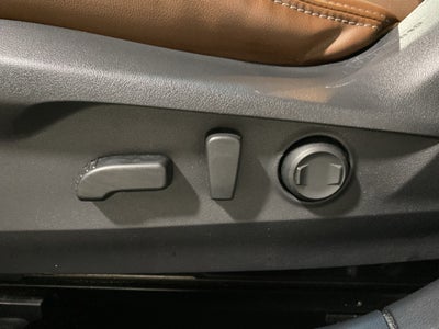 2022 Subaru Outback Touring XT