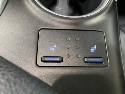 2022 Toyota Camry Hybrid XLE