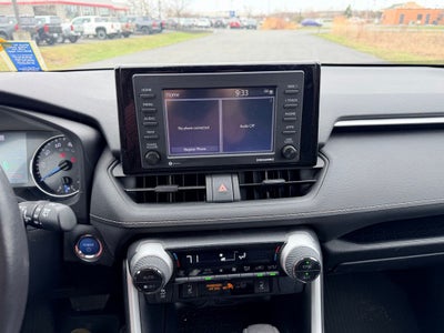 2022 Toyota RAV4 Hybrid XLE