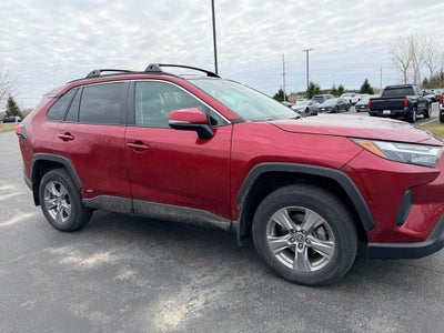 2022 Toyota RAV4 Hybrid XLE