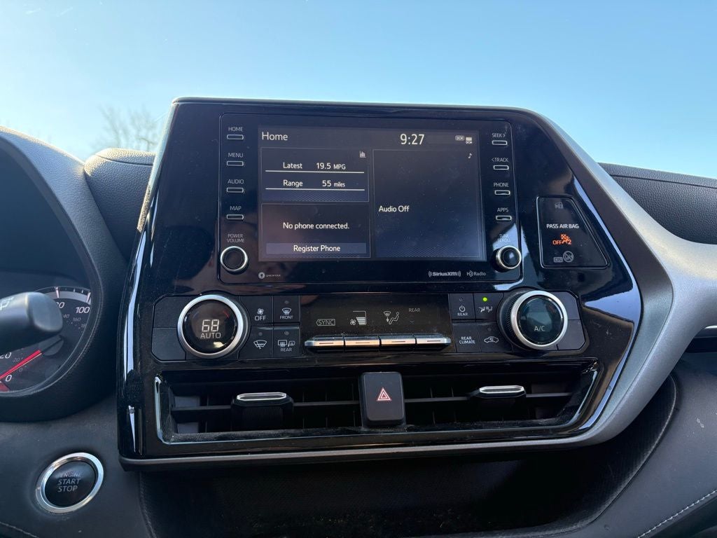 2021 Toyota Highlander LE