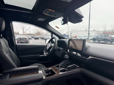 2025 Toyota Sienna Platinum 7 Passenger
