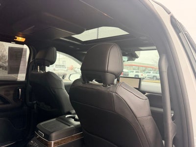 2025 Toyota Sienna Platinum 7 Passenger