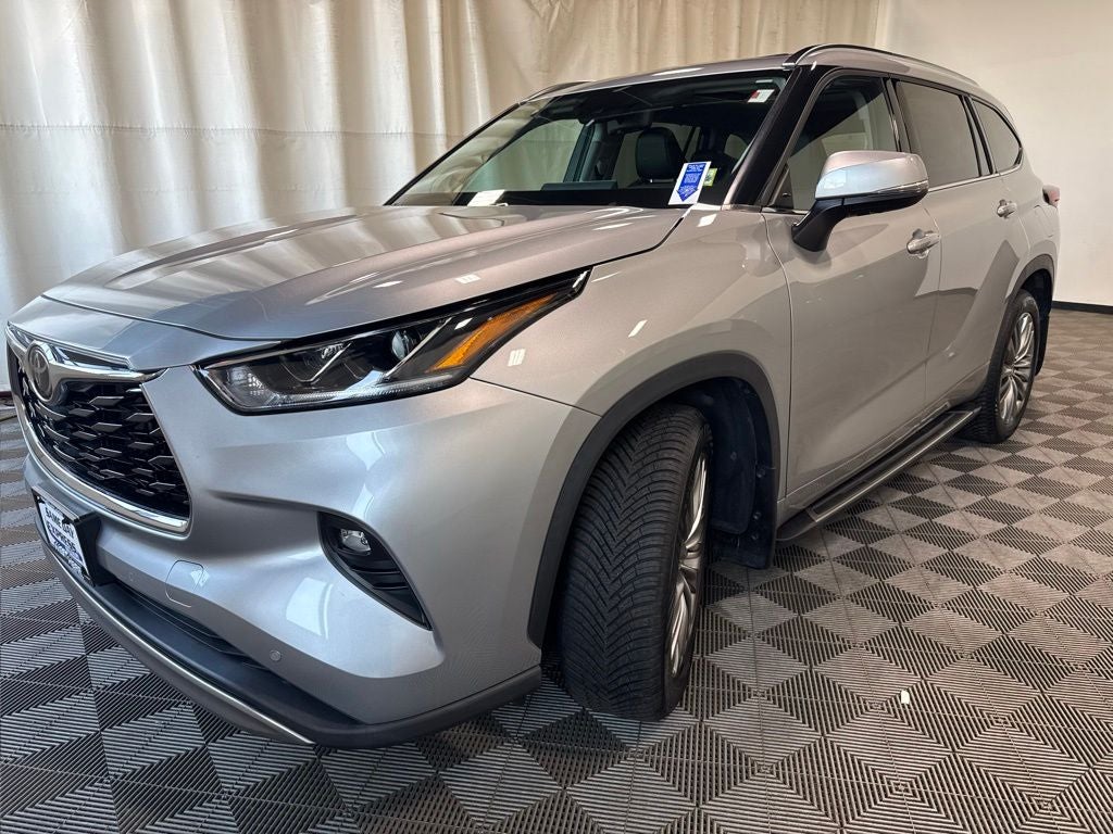 2021 Toyota Highlander Platinum