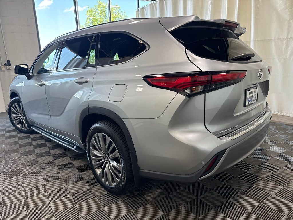 2021 Toyota Highlander Platinum