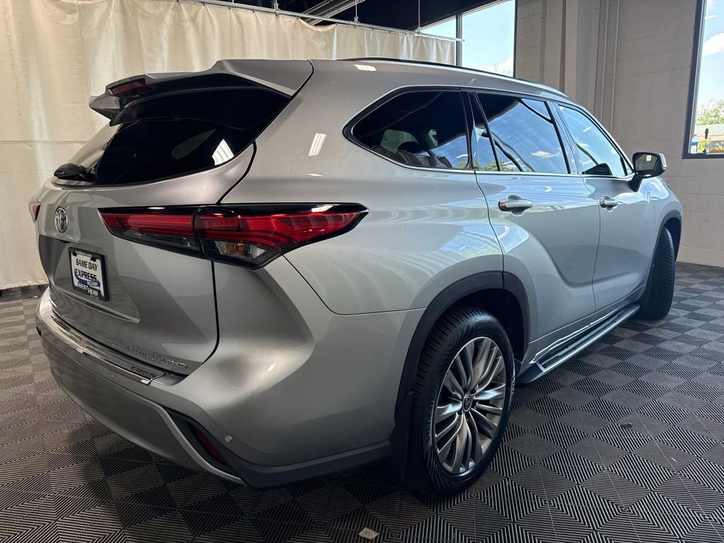 2021 Toyota Highlander Platinum