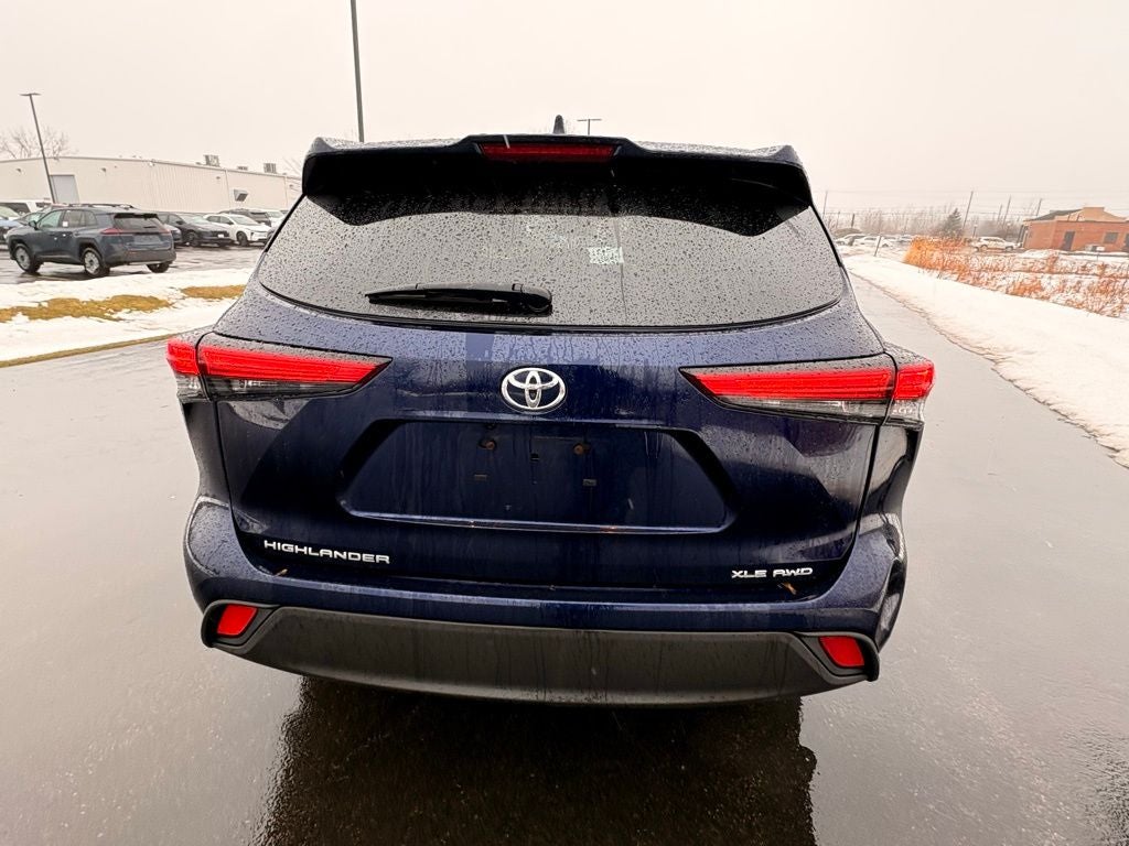 2021 Toyota Highlander XLE