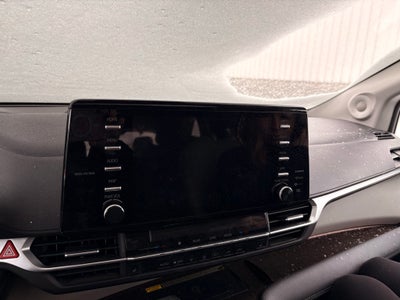 2022 Toyota Sienna XLE 7 Passenger