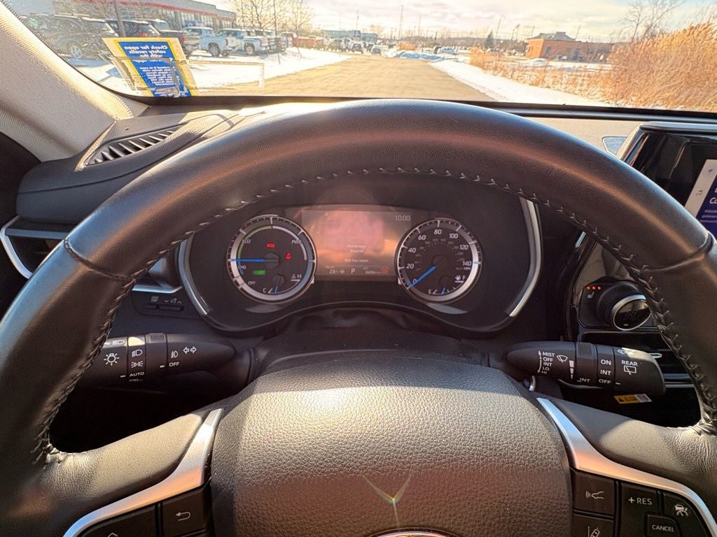 2024 Toyota Highlander Hybrid XLE