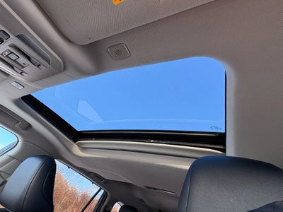 2024 Toyota Highlander Hybrid XLE