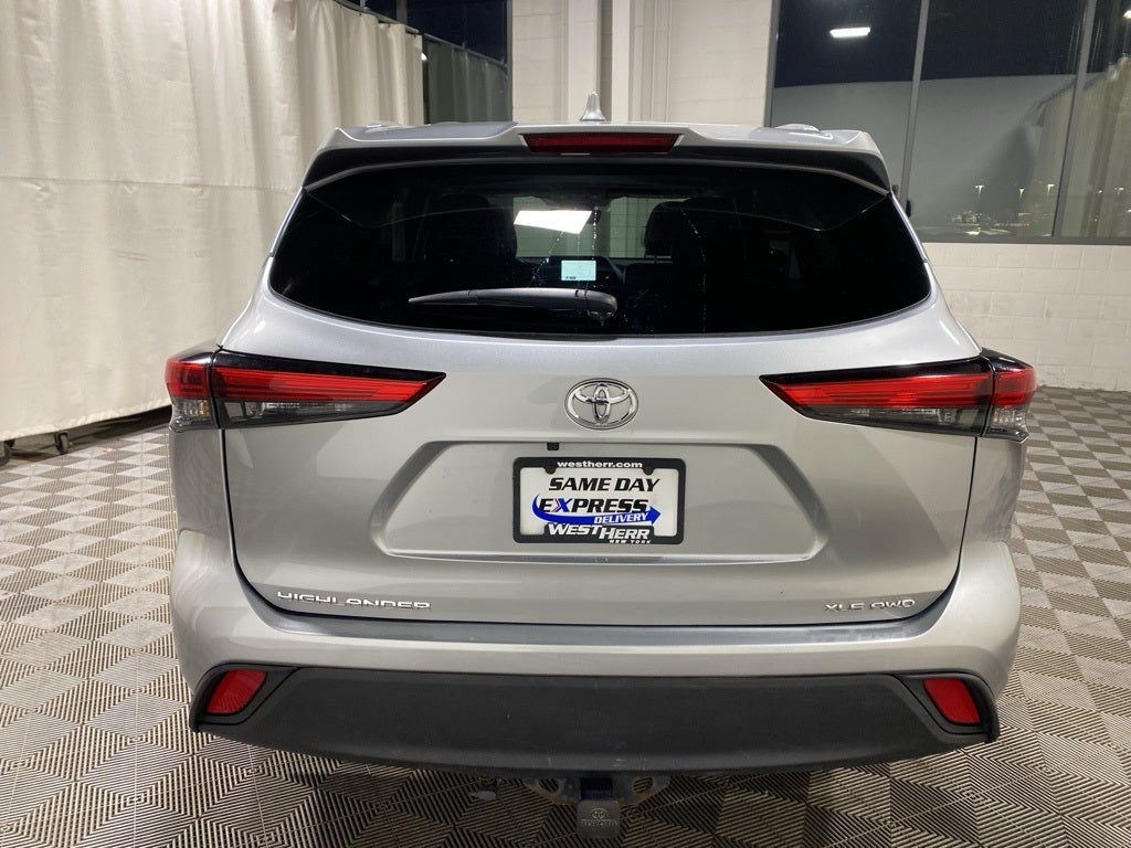 2023 Toyota Highlander XLE
