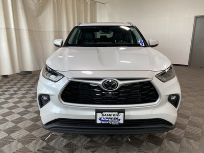 2023 Toyota Highlander XLE