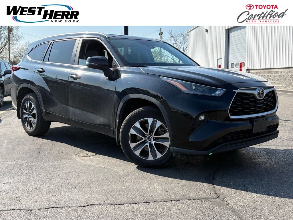 2023 Toyota Highlander XLE