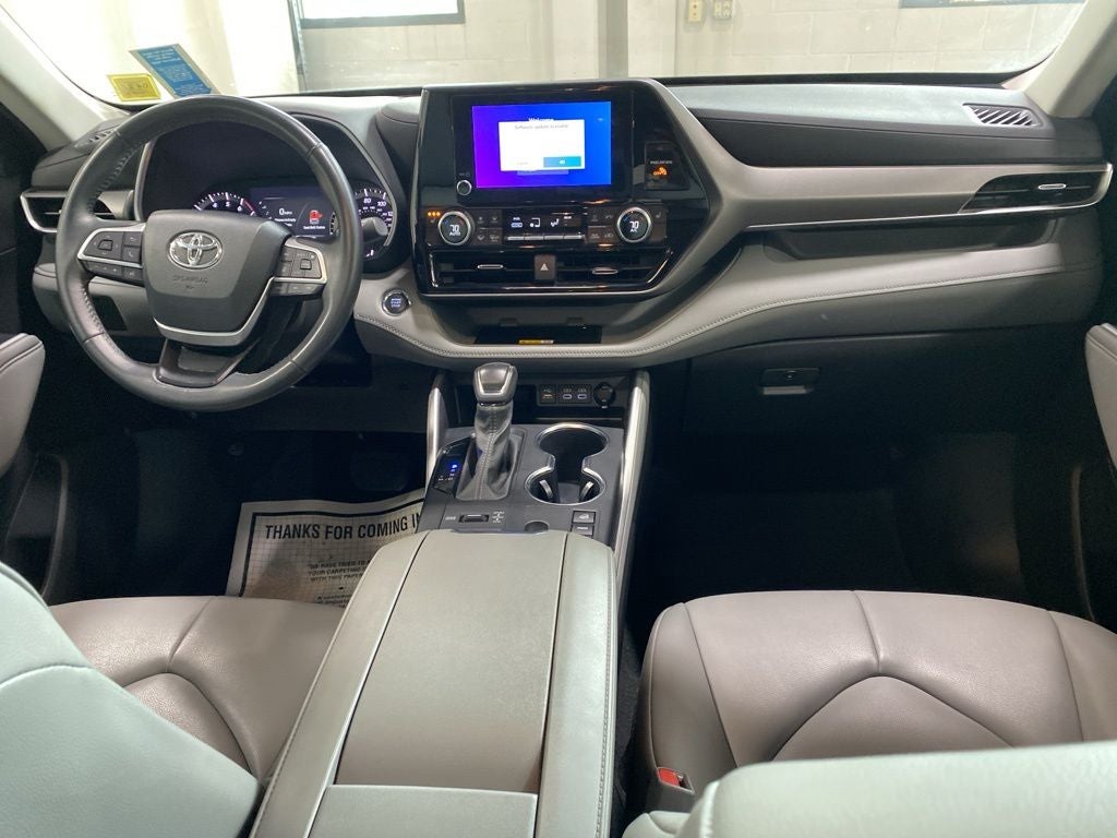 2023 Toyota Highlander XLE