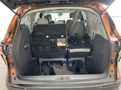 2022 Toyota Sienna LE 8 Passenger